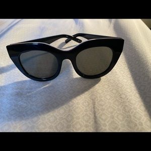 LE Specs Air Heart Black/gold cat eye sunglasses